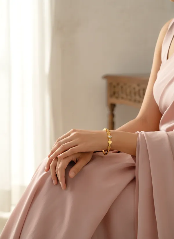 Gold_Stainless_Steel_Crystal_Bracelet_for_Women