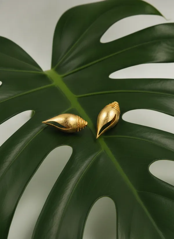 Gold_Tone_Shell_Stud_Earrings_for_Women