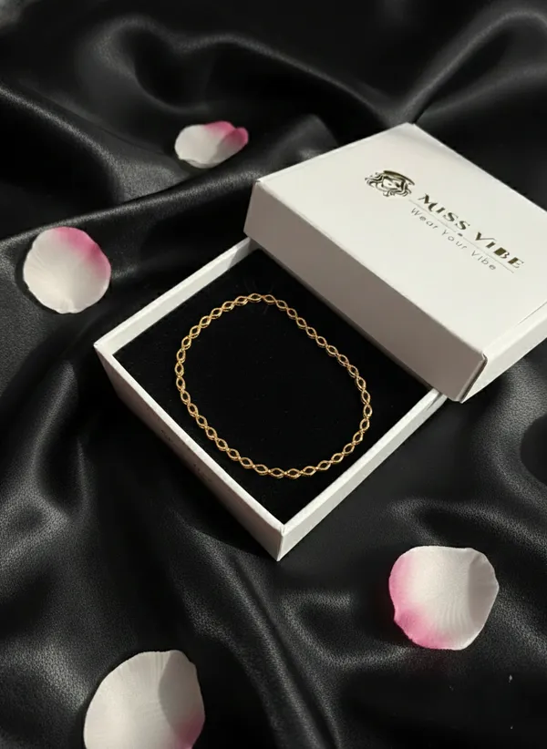 Gold_Tone_Black_Link_Necklace_for_Women