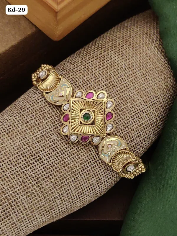 Royal_Kundan_Meenakari_Designer_Bracelet