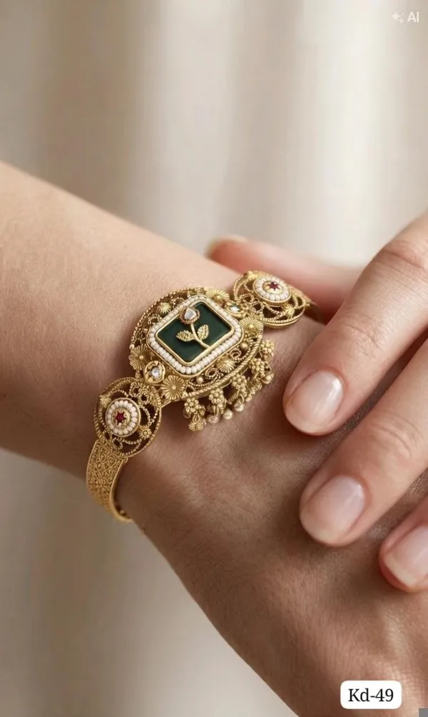Kundan_Antique_Gold_Plated_Designer_Bracelet_–_Green_Meenakari_Floral_Kada
