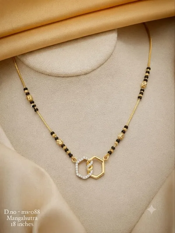 Black_Beaded_Mangalsutra_With_Dual_Hexagone