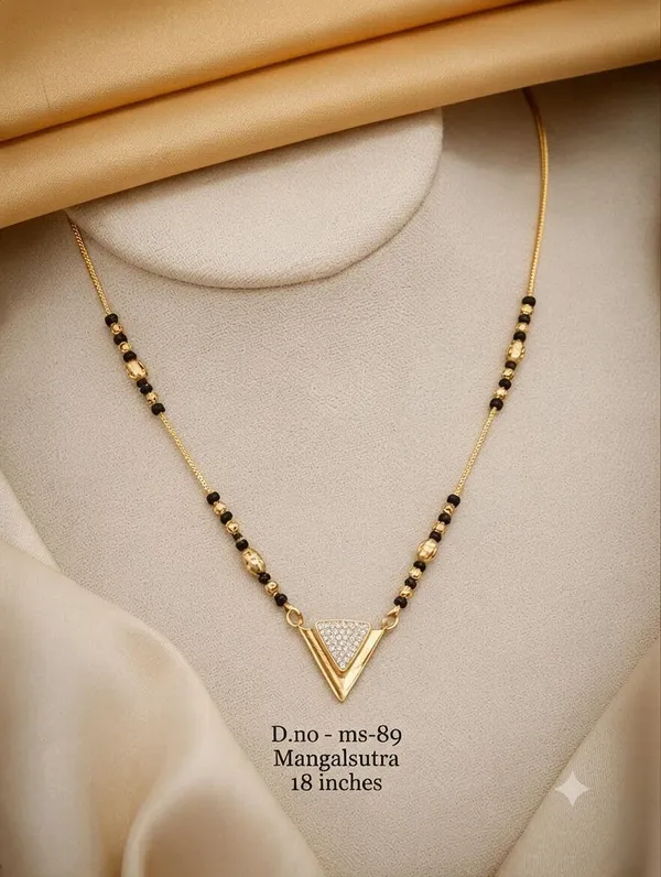Classic_V-Shape_Diamond_Glow_Mangalsutra