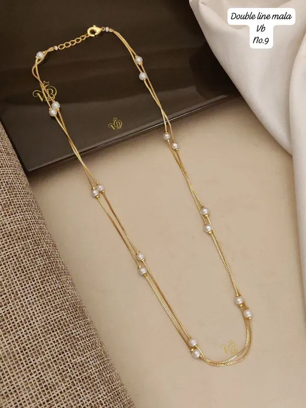 Delicate_Pearl_Beaded_Three_Line_Chain