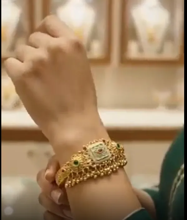 Kundan_Multicolor_Traditional_Designer_Kada_Bracelet