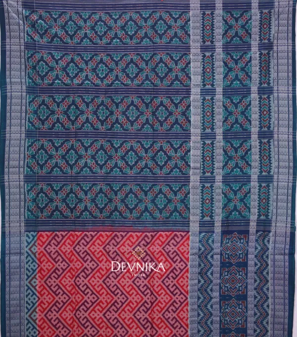 White_Blue_Cotton_Fish_Bandha_Handloom_Saree_For_Women