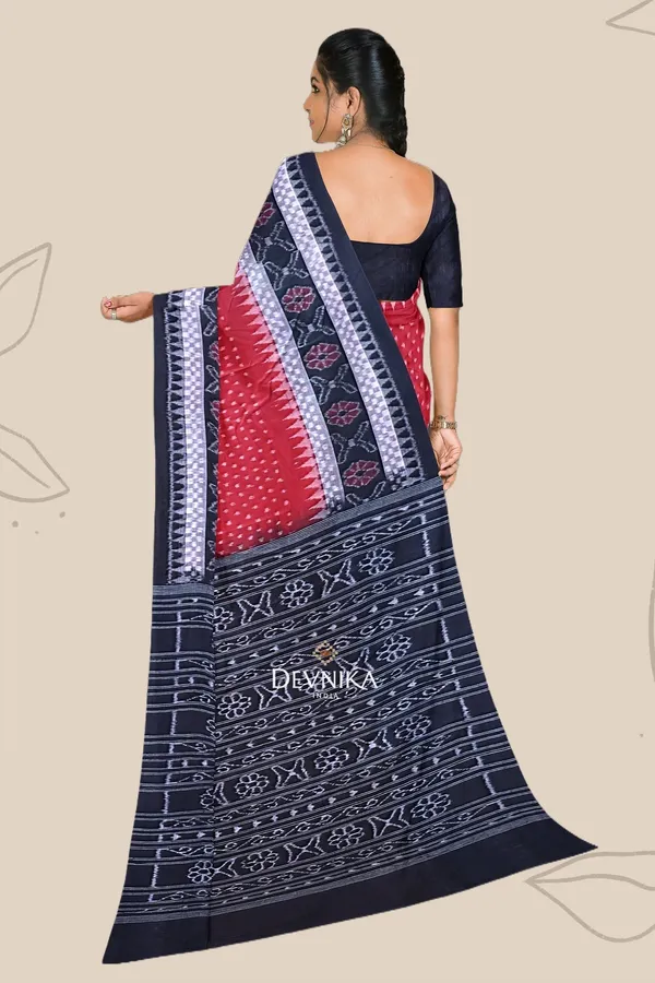 Red_Cotton_Handloom_Double_Border_Bandha_Saree_For_Women