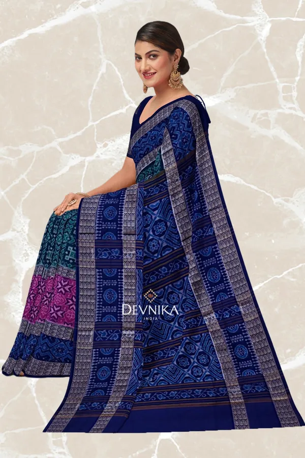 Blue_Green_Cotton_Handloom_Double_Border_Bandha_Saree_For_Women