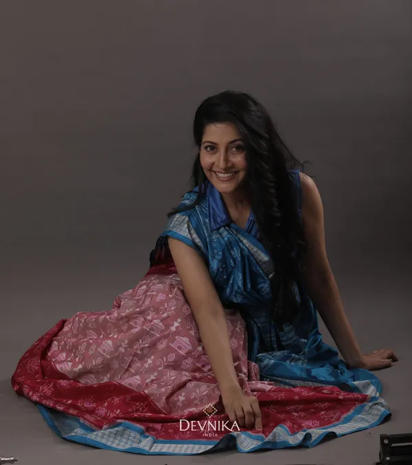 Pink_Silk_Teracota_Bandha_Handloom_Saree_For_Women