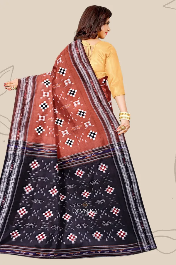 Light_Brown_Cotton_Body_Pasapalli_Handloom_Saree_For_Women