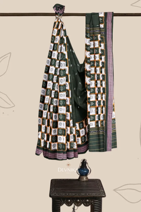 Dark_Olive_Green_Cotton_Border_Pasapalli_Handloom_Saree_For_Women