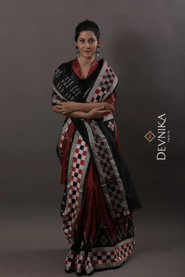 Dark_Red_Silk_Border_Pasapalli_Handloom_Saree_For_Women