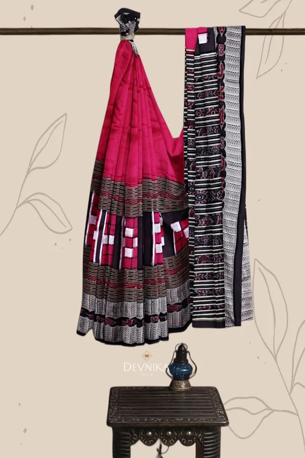 Hot_Pink_Silk_Pasapalli_Bichitrapuri_Handloom_Saree_For_Women