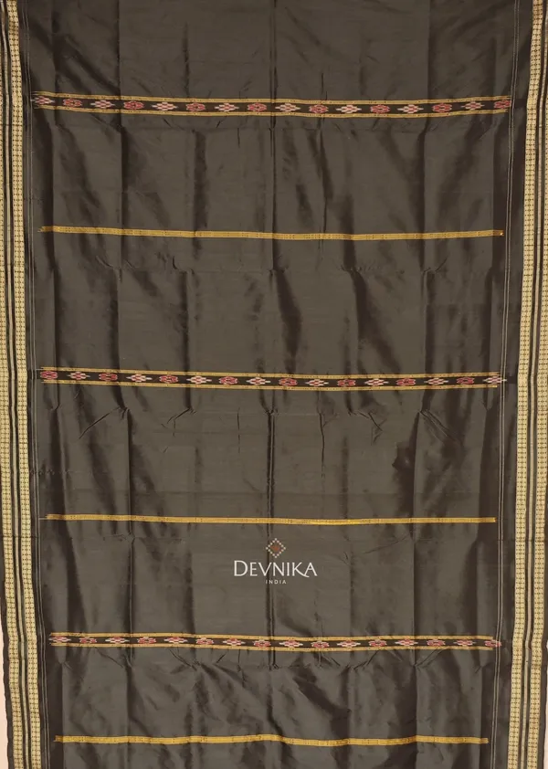 Black_Maroon_Silk_Body_Bandha_Handloom_Saree_For_Women