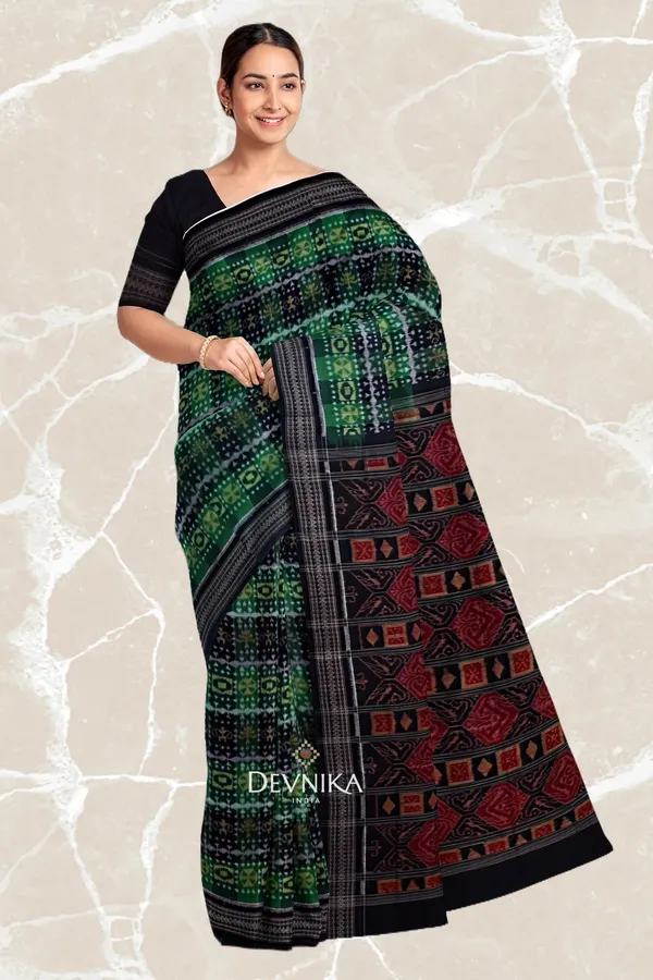 Green_Golden_Cotton_Handloom_Teracota_Bandha_Saree_For_Women