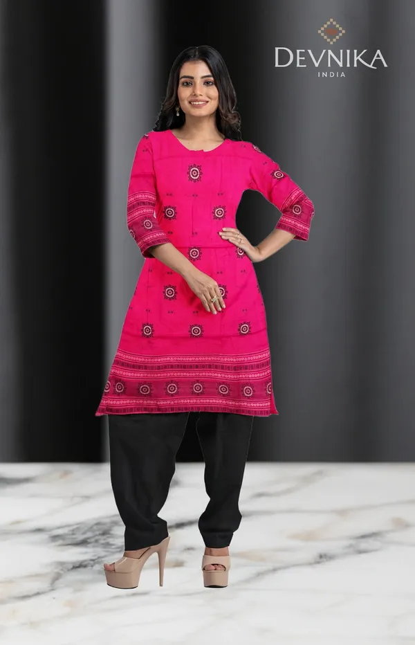 Pink_Color_Top_With_Black_Color_Pant_&_Dupatta