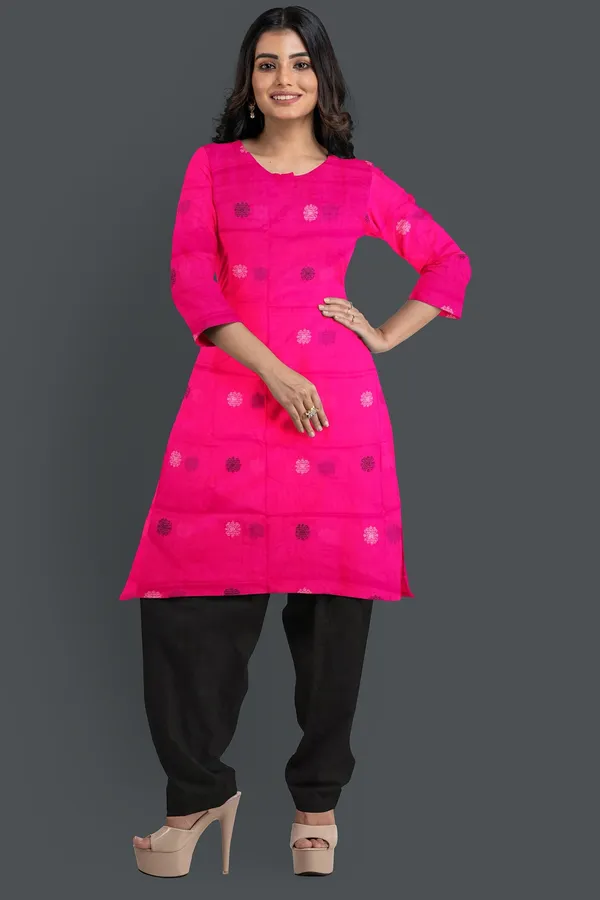 Pink_Color_Top_With_Black_Color_Pant_&_Dupatta