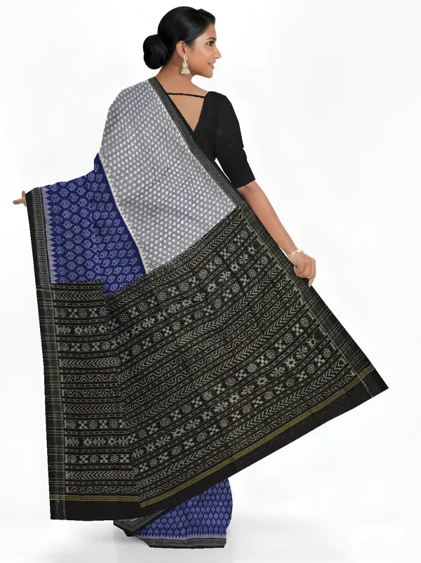 White_Blue_Cotton_Half_Half_Body_Bandha_Saree_For_Women