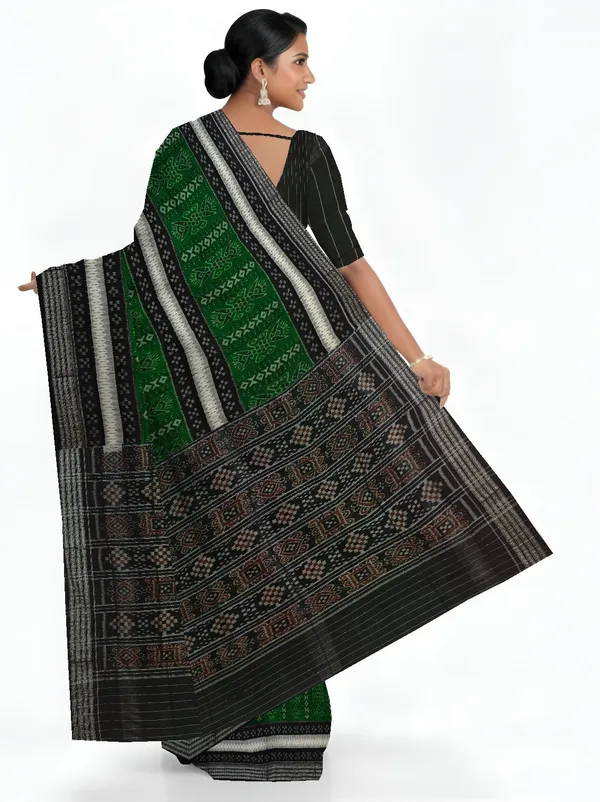 White_Cotton_Handloom_Mania_Bandha_Katiki_Saree_For_Women