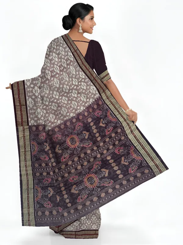 White_Coffee_Cotton_Handloom_Body_Bandha_Saree_For_Women