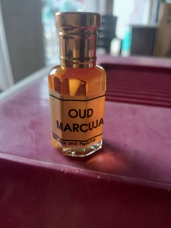 Oud_Marcuja_Attar