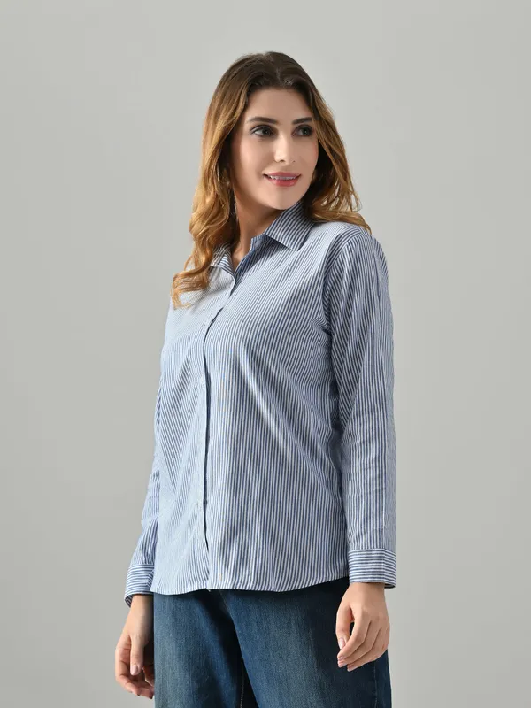 Owl_Mink_Women_S_Blue_Cotton_Striped_Shirt_Regular_Fit_Full_Sleeve