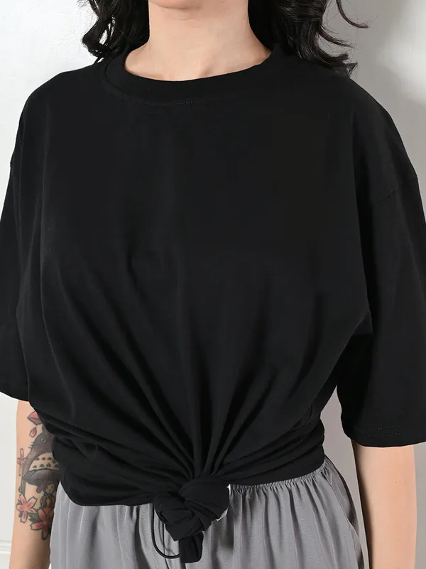 Oversized_Drop_Shoulder_Women_S_T_Shirt_Pure_Cotton_Round_Neck_Relaxed_Fit_Black