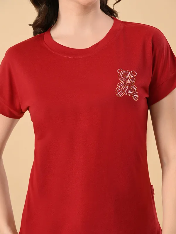 Women_S_High_Low_Hem_T_Shirt_Cotton_Lycra_Crystal_Print_Short_Sleeves_Casual_Wear_Red
