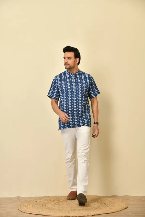 Blue_Cambric_Cotton_Regular_Fit_half_sleeves_shirt_For_Men