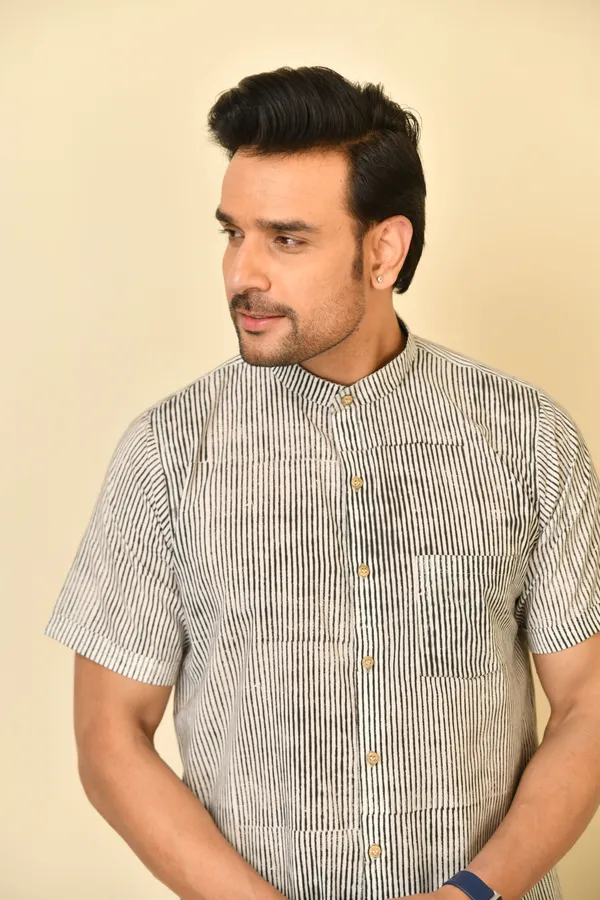 White_Cambric_Cotton_Mandarin_Collar_Half_Sleeve_Shirt_For_Men