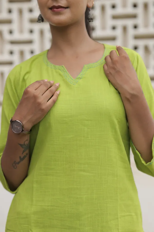 Green_Cotton_Slub_Straight_Kurta_For_Women