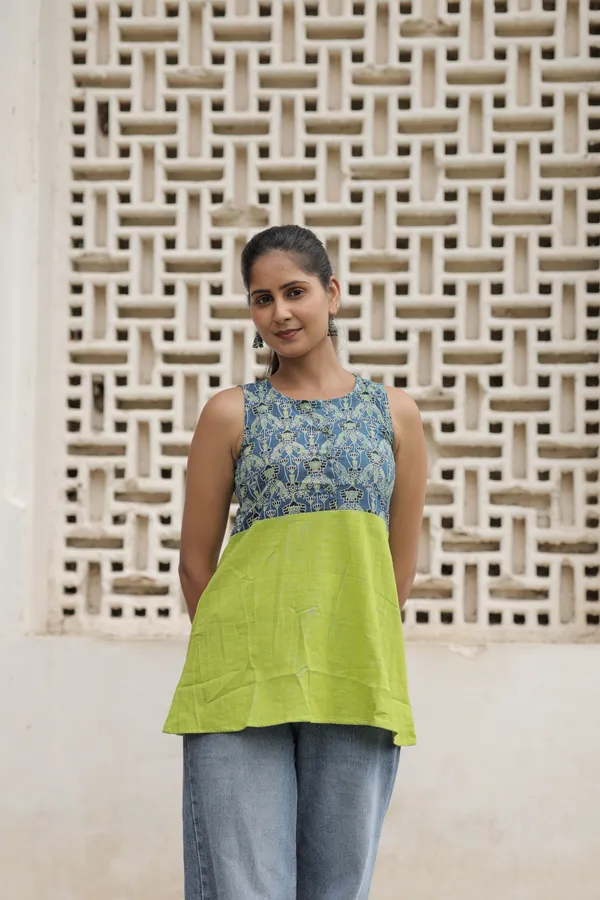 Blue_Cotton_Slub_Sleeveless_Flared_Top_For_Women