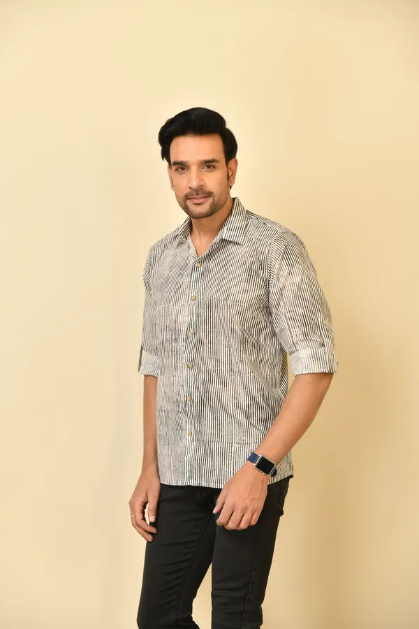 White_Cambric_Cotton_Regular_Fit_Full_Sleeve_Shirt_For_Men