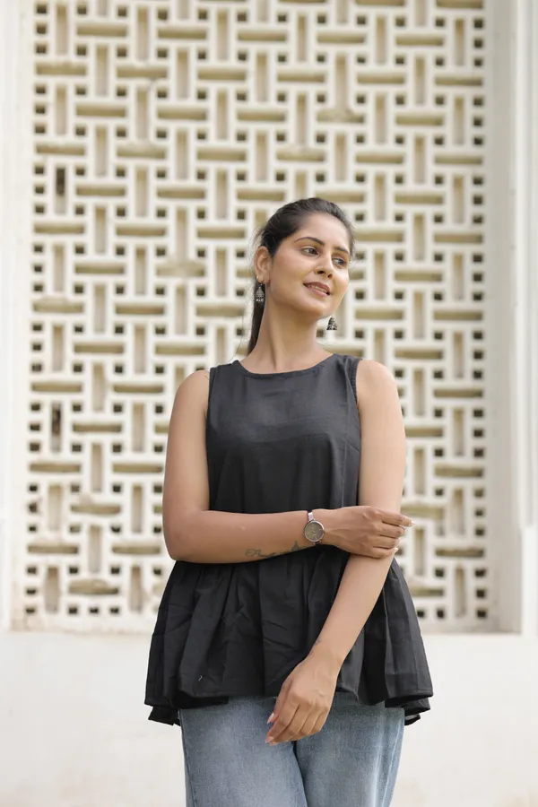 Black_Cotton_Slub_Sleeveless_Flared_Top_For_Women