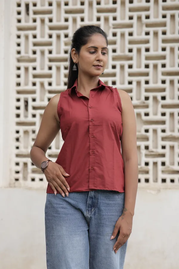 Maroon_Poly_Cotton_Sleeveless_Collared_Shirt_For_Women