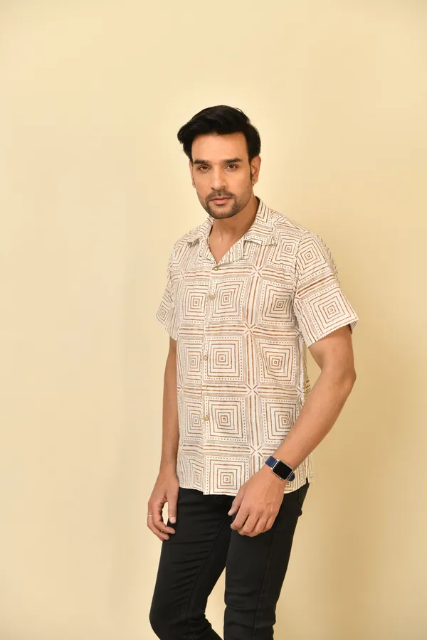 Cream_Cambric_Cotton_Printed_Half_Sleeve_Shirt_For_Men