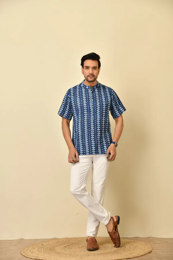 Blue_Cambric_Cotton_Regular_Fit_half_sleeves_shirt_For_Men