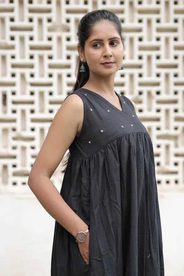 Black_Cotton_Slub_Sleeveless_A_Line_Midi_Dress_For_Women