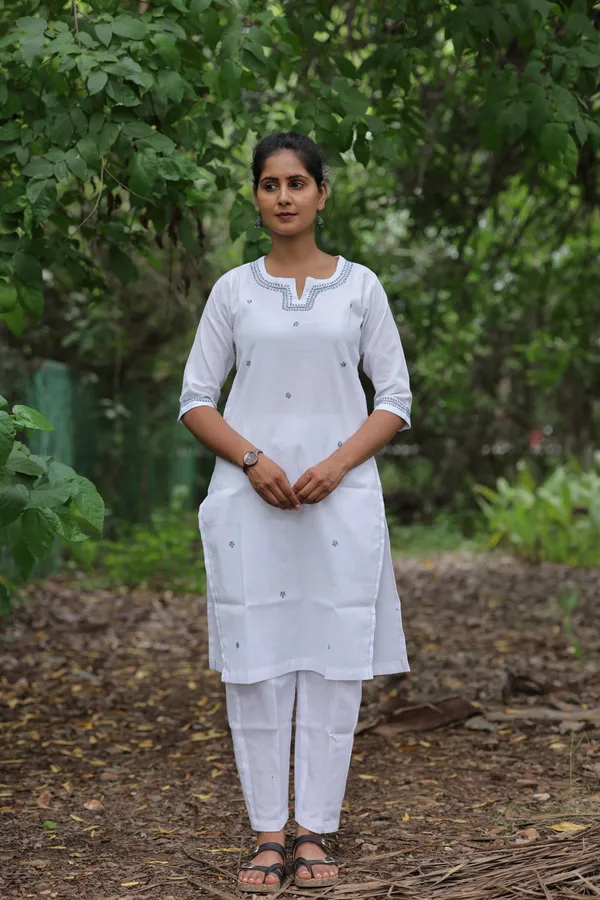 White_Cotton_Straight_Kurta_Pant_Set_For_Women
