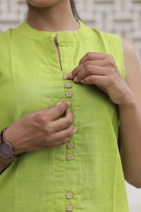 Green_Cotton_Slub_Button_Down_Top_For_Women