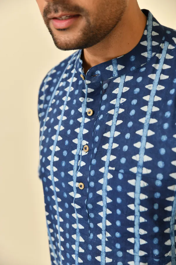 Blue_Cambric_Cotton_Regular_Fit_half_sleeves_shirt_For_Men