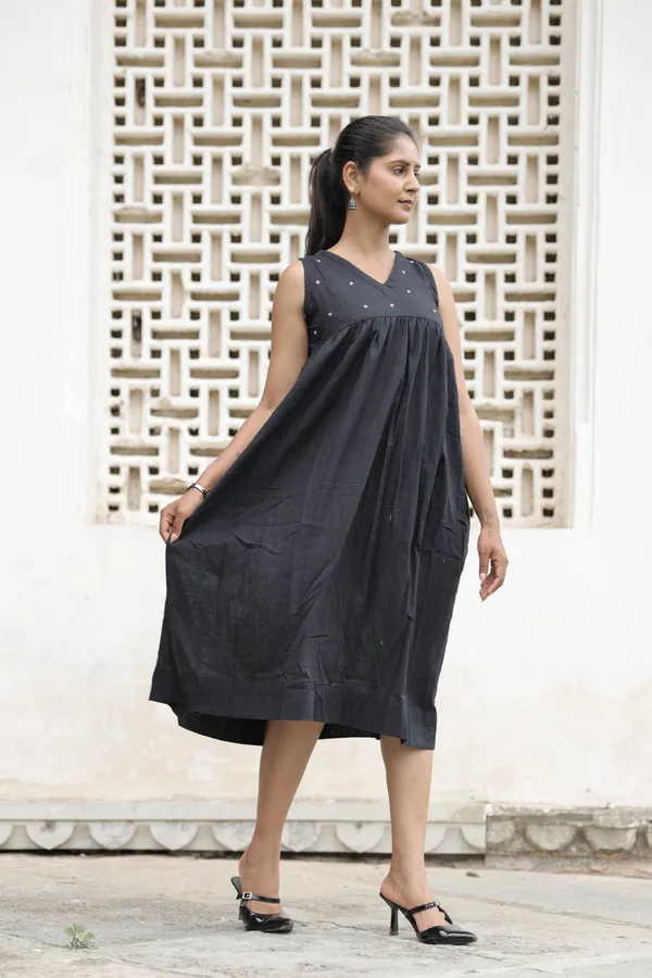 Black_Cotton_Slub_Sleeveless_A_Line_Midi_Dress_For_Women