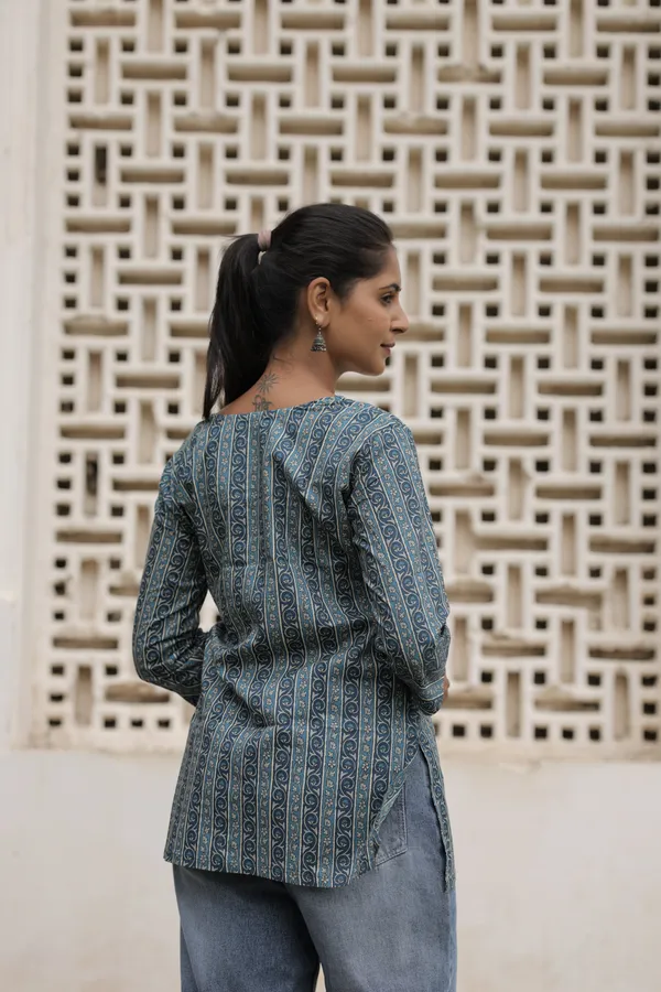 Blue_Cotton_Printed_Flared_Top_For_Women