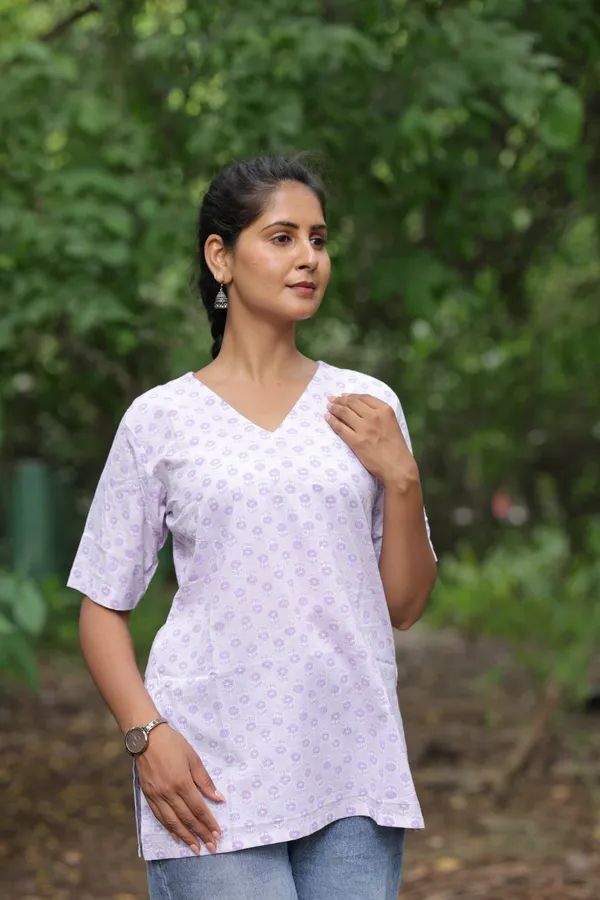 Lavender_Cotton_Printed_Short_Sleeve_Top_For_Women