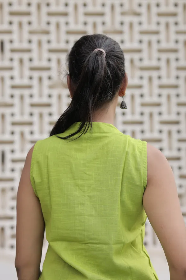 Green_Cotton_Slub_Button_Down_Top_For_Women