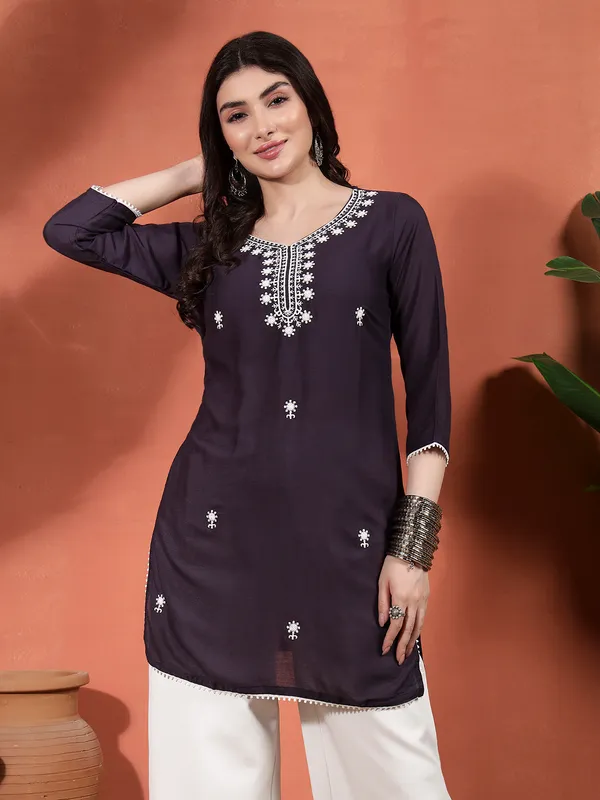 Purple_Chanderi_Silk_Embroidered_Straight_Kurta_For_Women