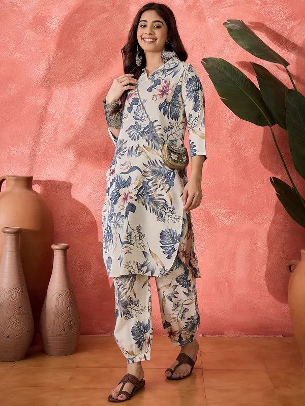 White_Silk_Blend_Floral_Print_Night_Suit_For_Women