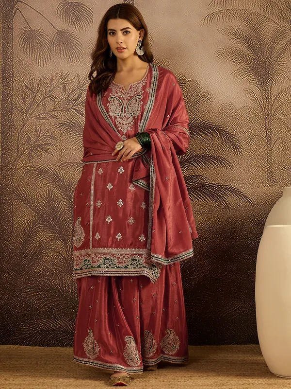 Coral_Viscose_Rayon_Embroidered_Straight_Suit_Set_For_Women