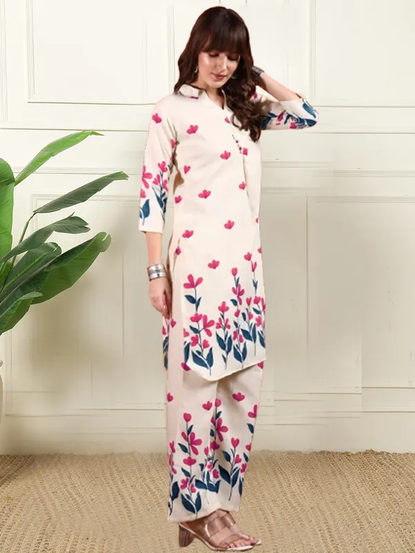 Cream_Chanderi_Silk_Floral_Print_Straight_Kurta_Set_For_Women