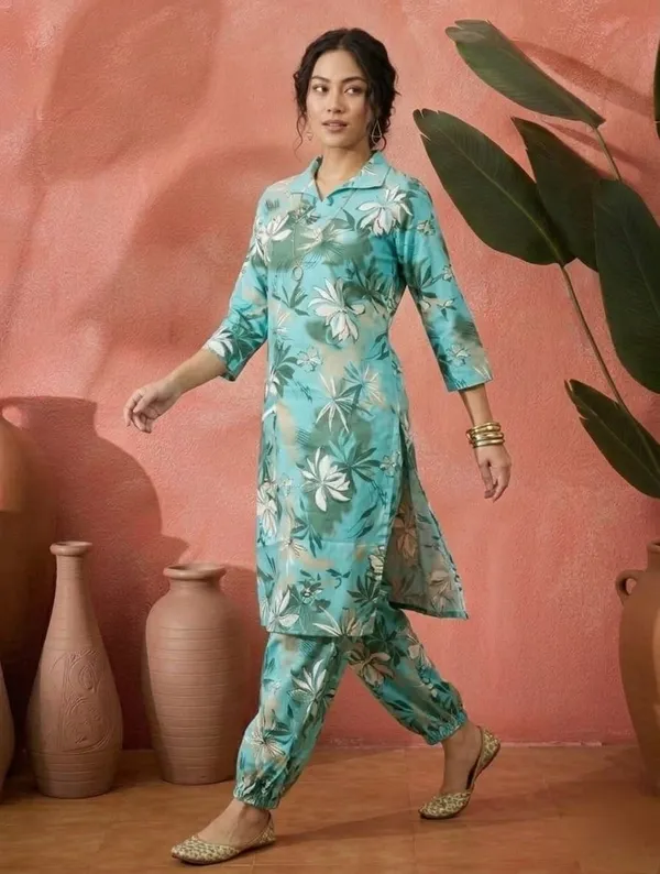 Turquoise_Roman_Silk_Floral_Print_Straight_Kurta_Set_For_Women